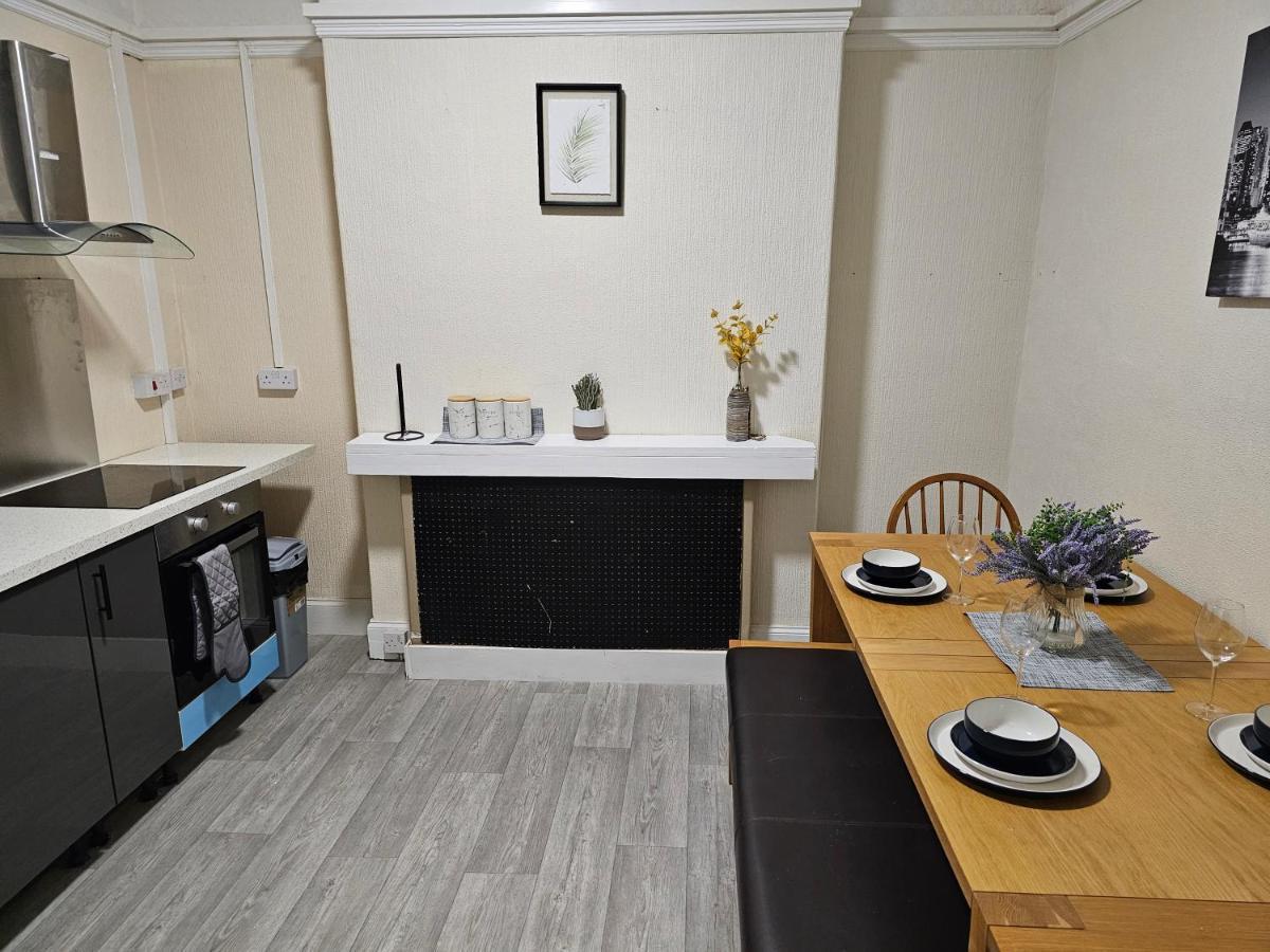 Skyline Queen'S Suites 203 Swansea Eksteriør billede