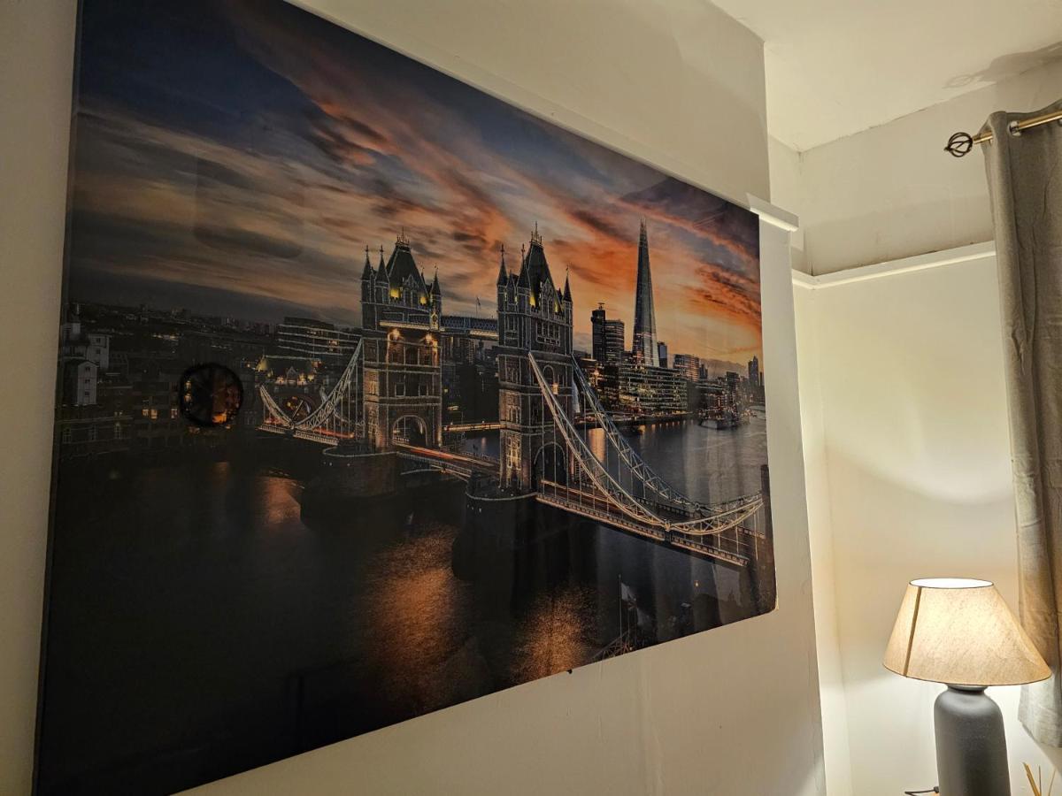 Skyline Queen'S Suites 203 Swansea Eksteriør billede